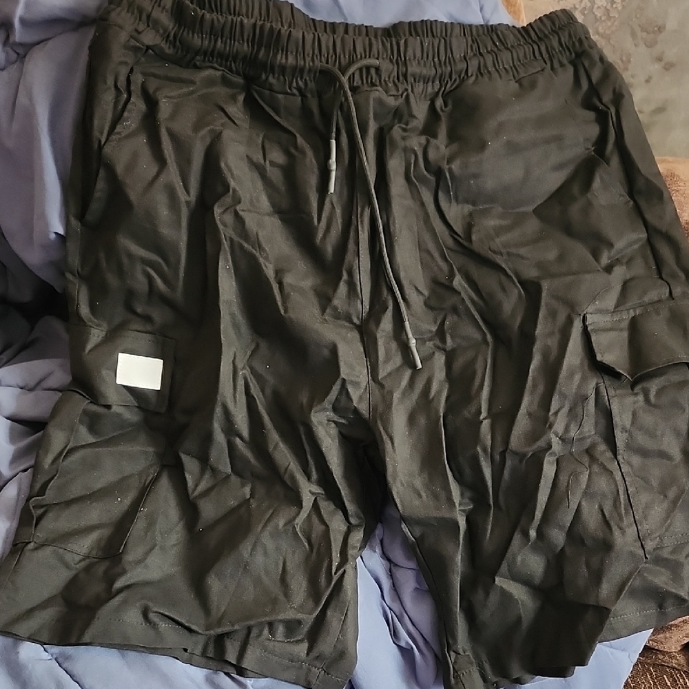 SHEIN Black Men's Cargo Shorts with Drawstring